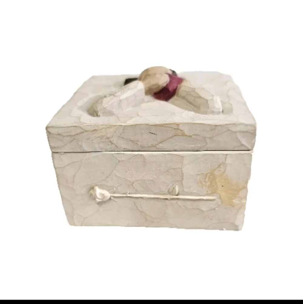 Willow Tree Square Keepsake Trinket Love Box by Lordi From the Heart 2003